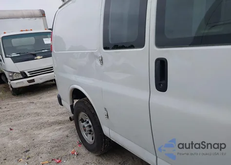 2019 GMC Savana 2500 Work Van z USA, uszkodzony, nr VIN 1GTW7AFP5K1303286